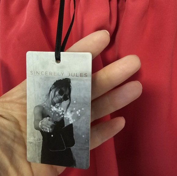 Sincerely Jules Hot Pink Dress Shorts Women's Size Medium NWT - Picture 4 of 9